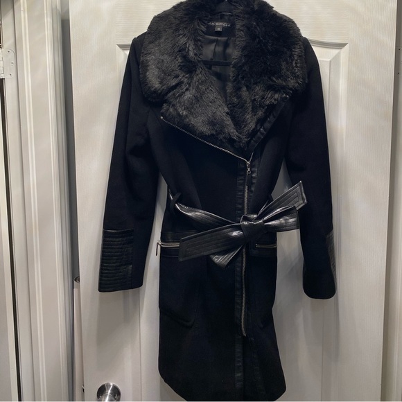 Via Spiga black coat with faux fur collar leather details size 10 - Picture 6 of 14